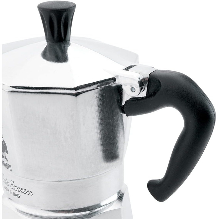 Кофеварка для эспрессо на 6 чашек Moka Express Bialetti